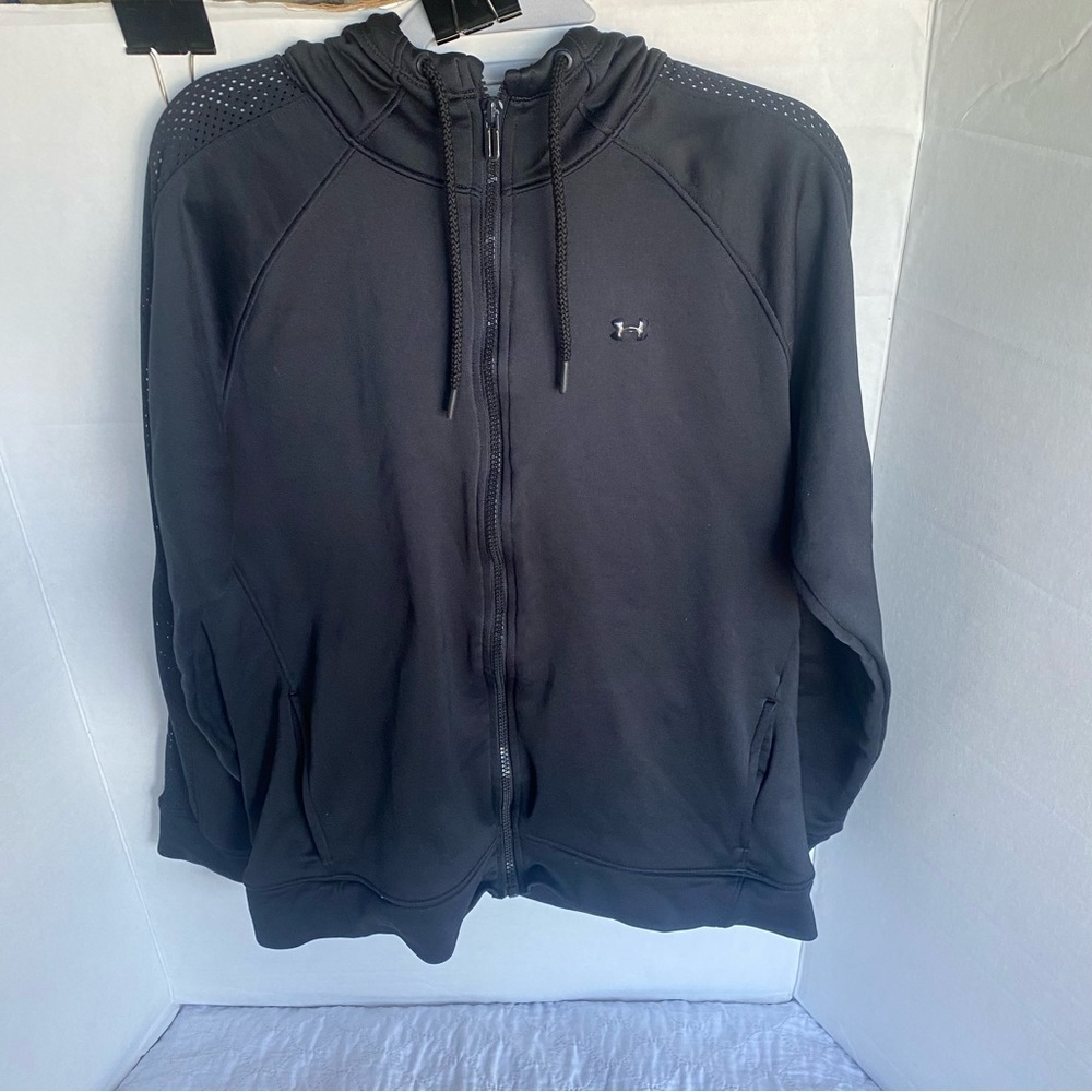 Under Armour women’s XL tech L/S full zip Hoodie black 1347420 good condition